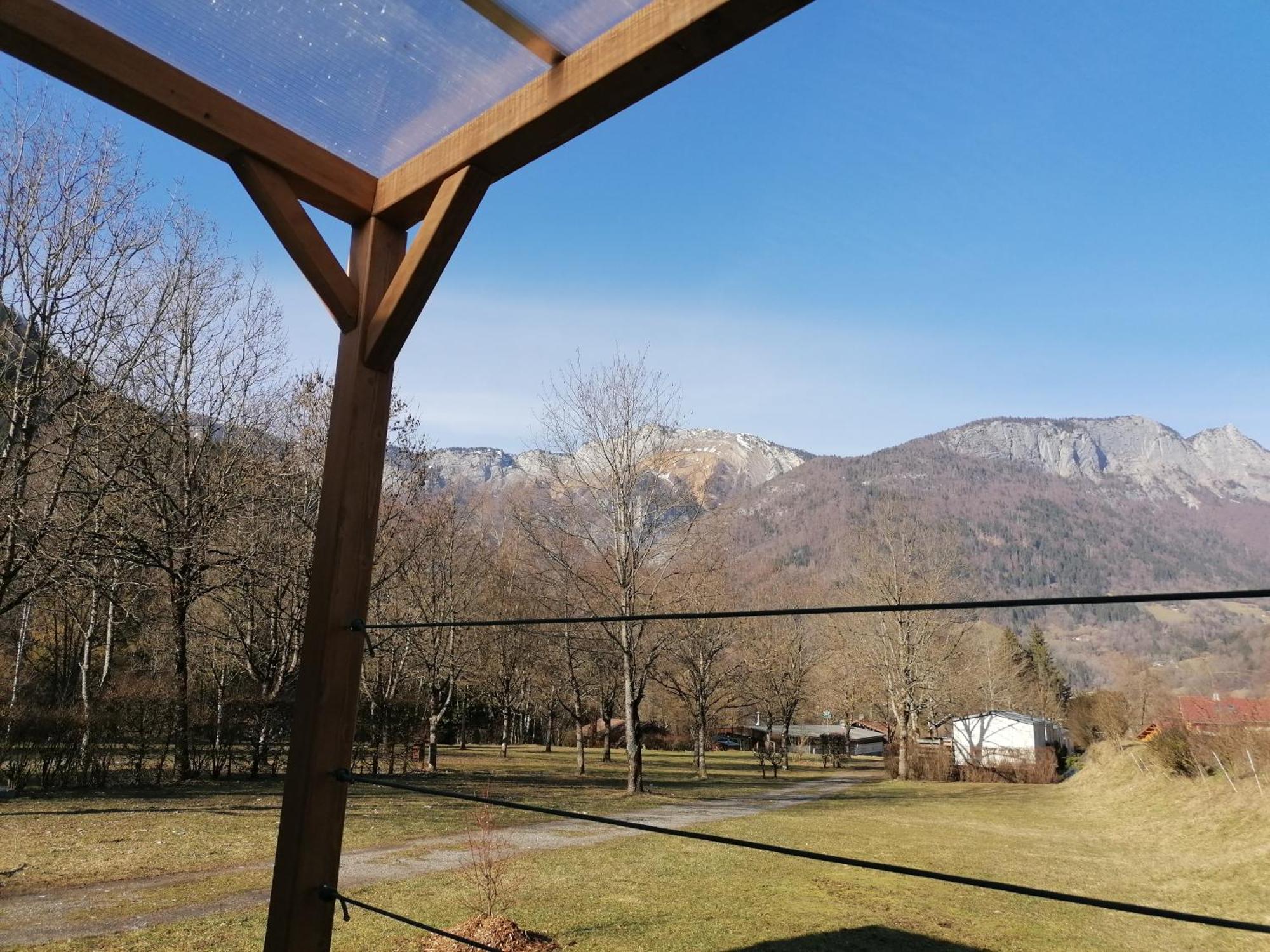 Camping Le Trejeux - Petit Chalet Thônes エクステリア 写真